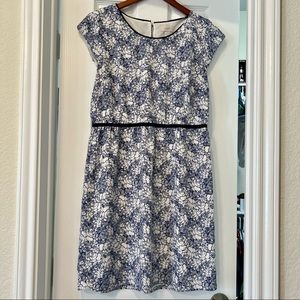Loft Outlet cap-sleeves blue and white dress - size 8